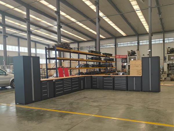 KONBINAZIO METALAK GARAGATZAILEAREN ALDAKETAK