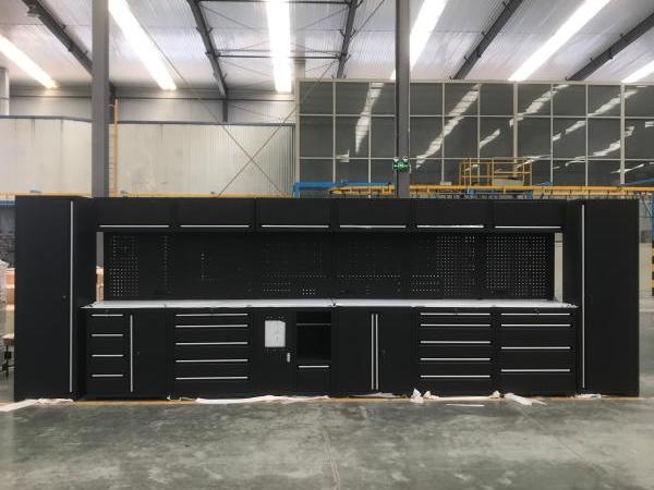 TAILERRA STEEL GARAGEAREN KONBINAZIOA