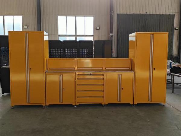 Tresna modularreko kabinete industriak berrikuntza egiten ari da: adimena eta pertsonalizazioa joera berriak bihurtzen ari dira