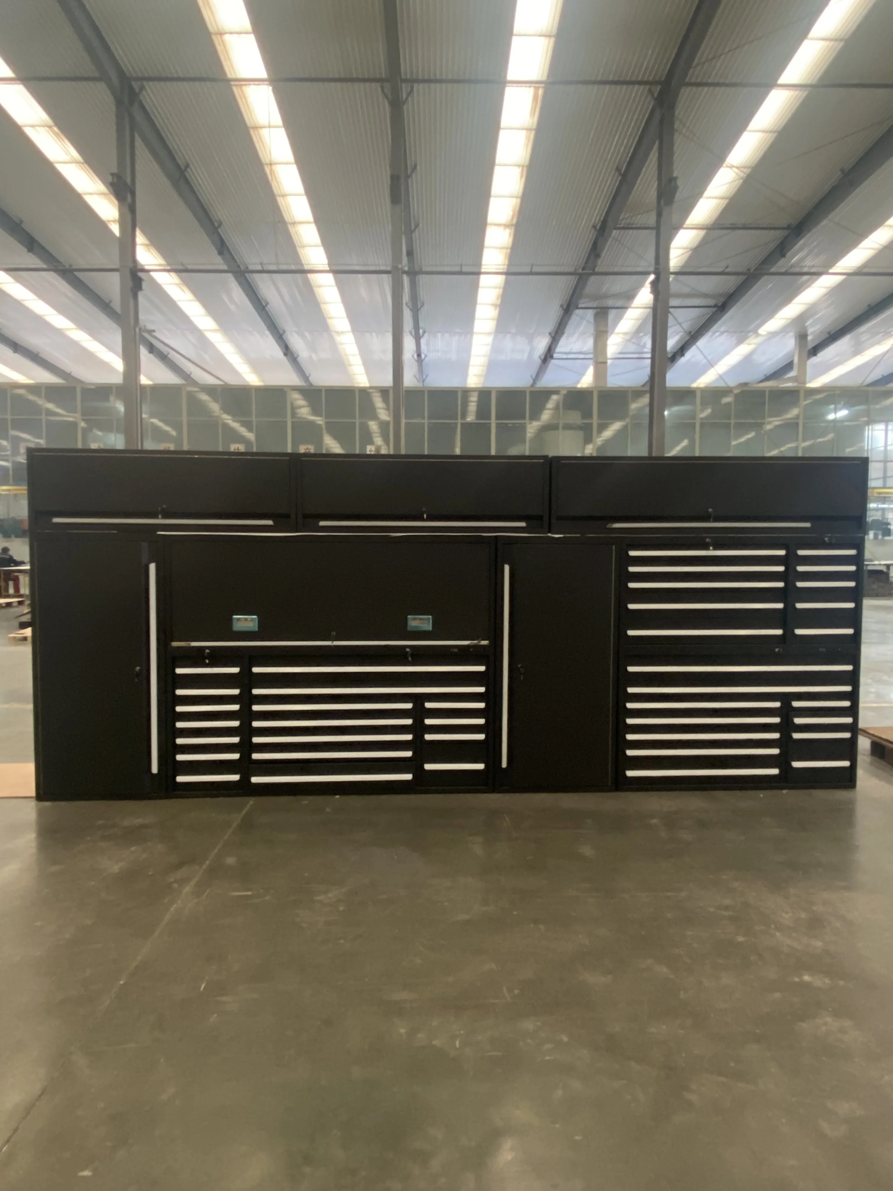 Zeintzuk dira garaje modular kabinete berriaren ezaugarriak?